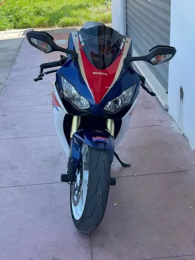 Honda CBR 1000 RR Fireblade (2012 - 16) usata