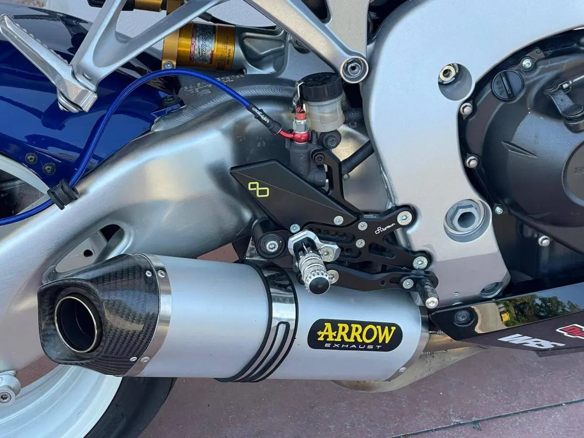 Honda CBR 1000 RR Fireblade (2012 - 16) (5)
