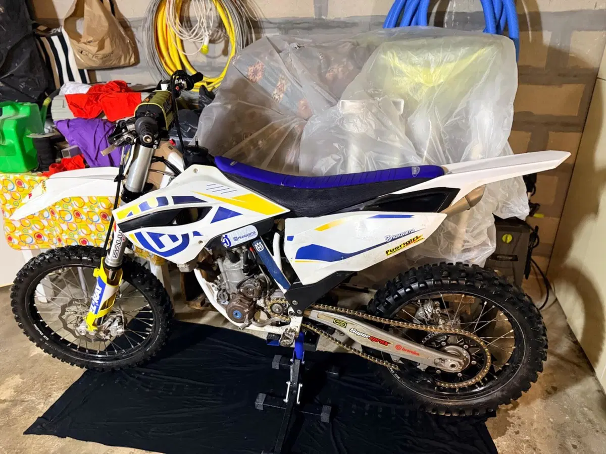 Husqvarna FC 350 (2016) (2)