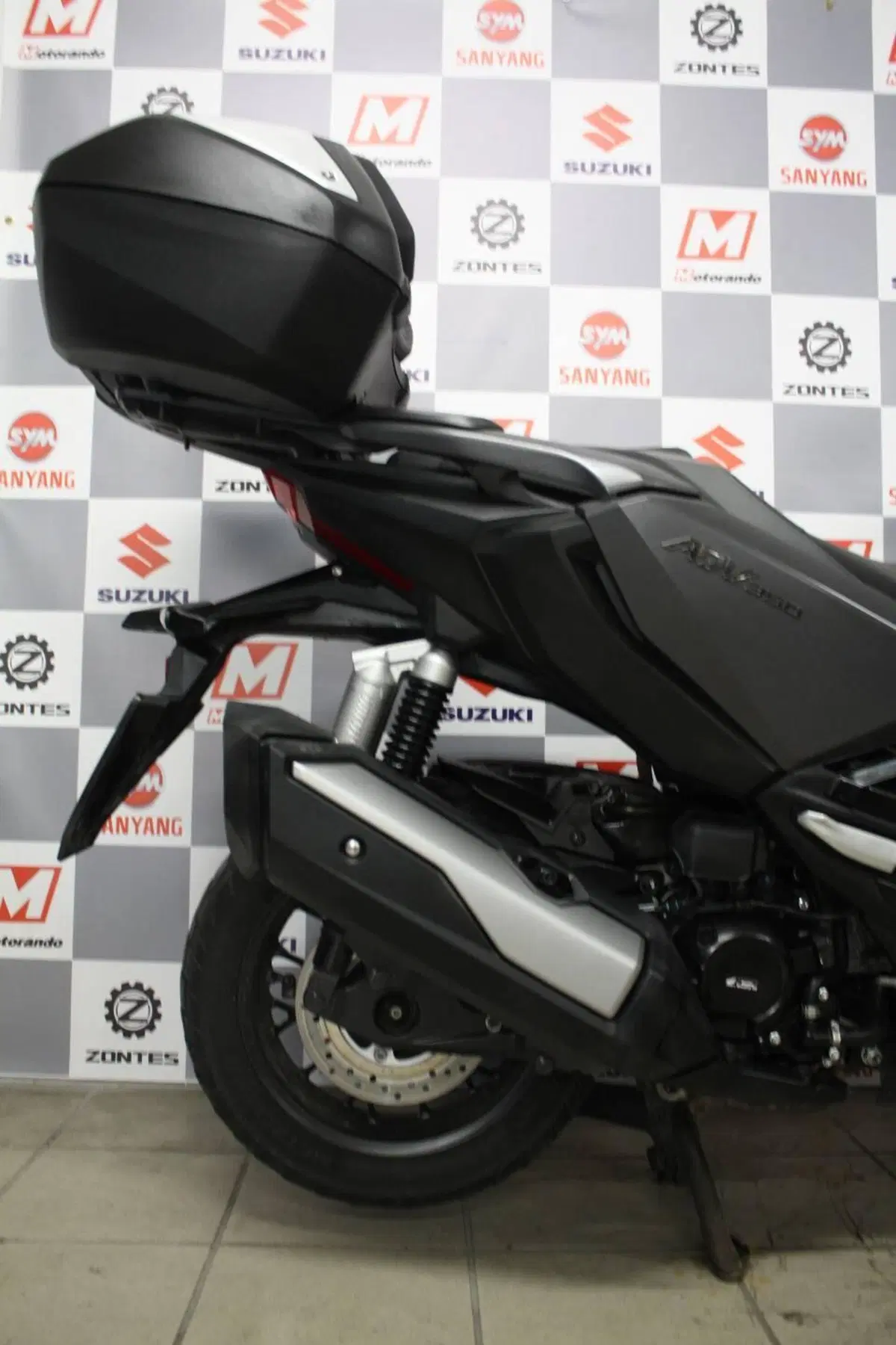 Honda ADV 350 (2022 - 24) (4)