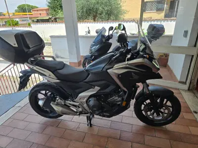 Honda NC 750 X DCT Urban (2021 - 24) usata