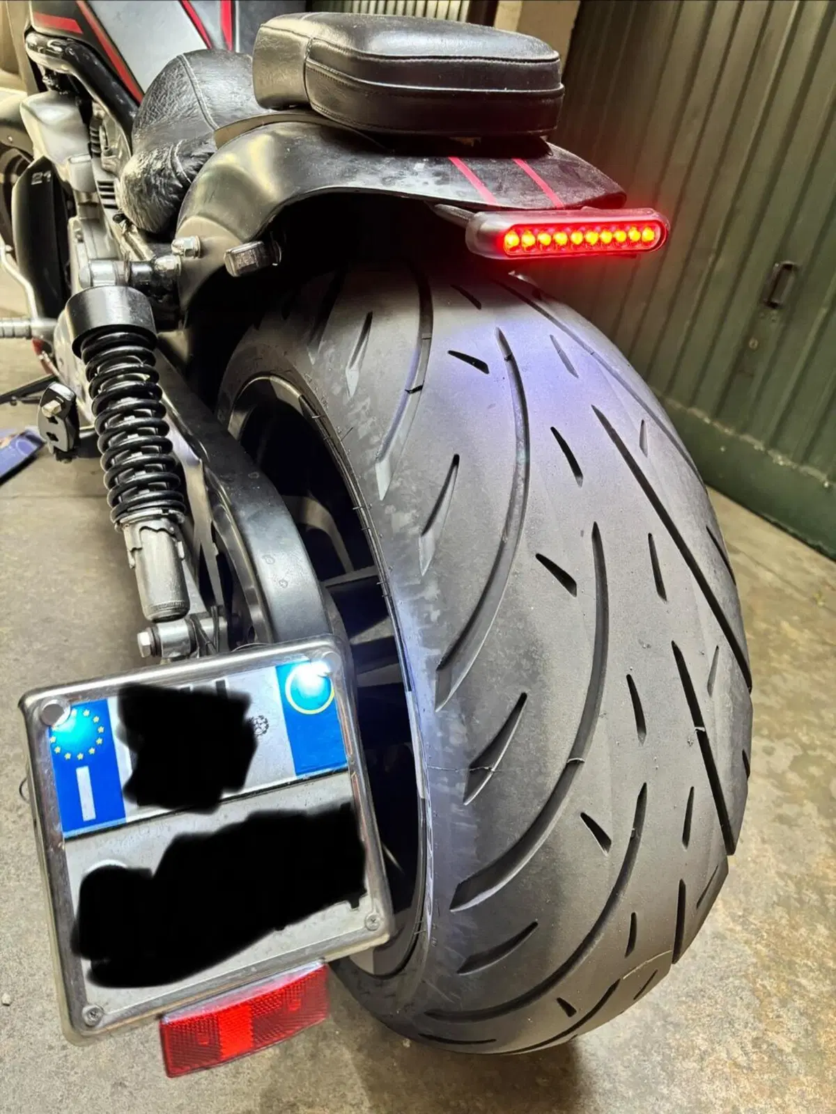 Harley-Davidson 1250 V-Rod Muscle (2009 - 17) - VRSCF (3)
