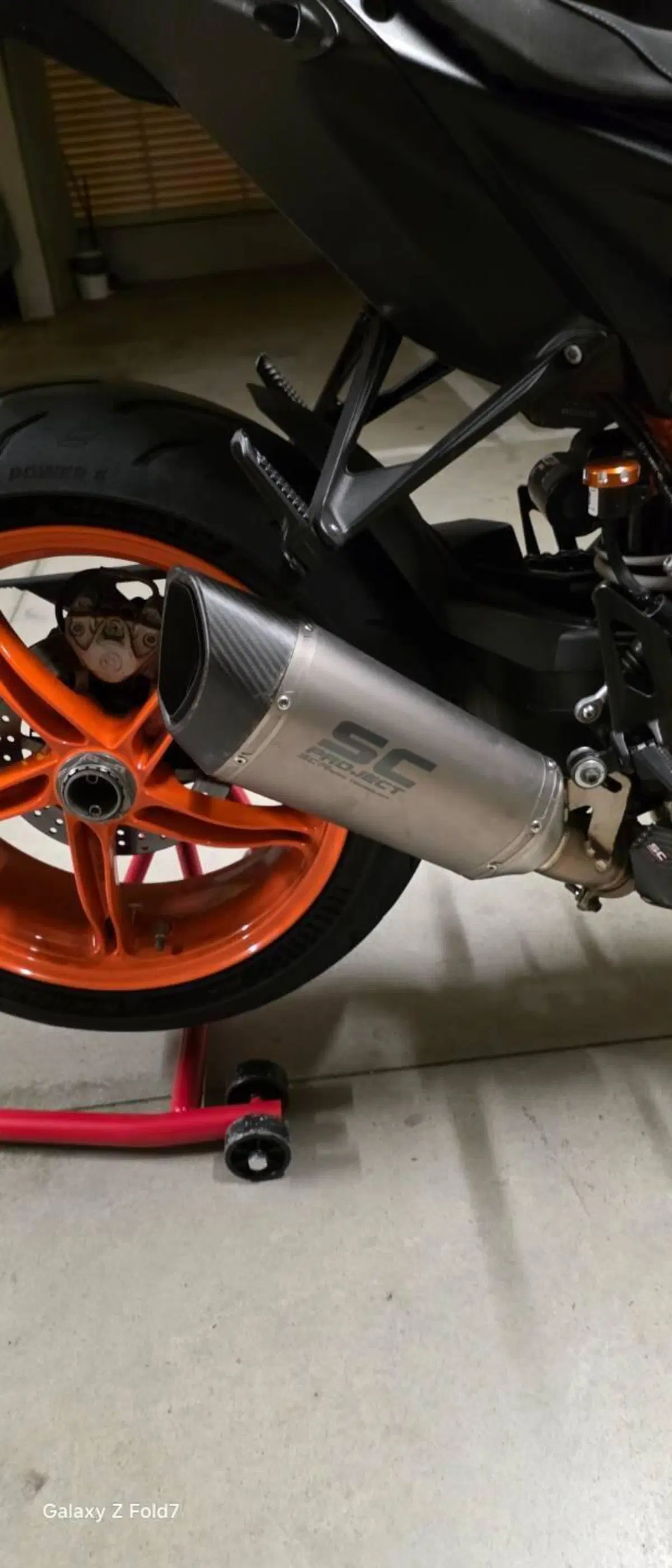 KTM 1290 Super Duke R (2022 - 23) (7)