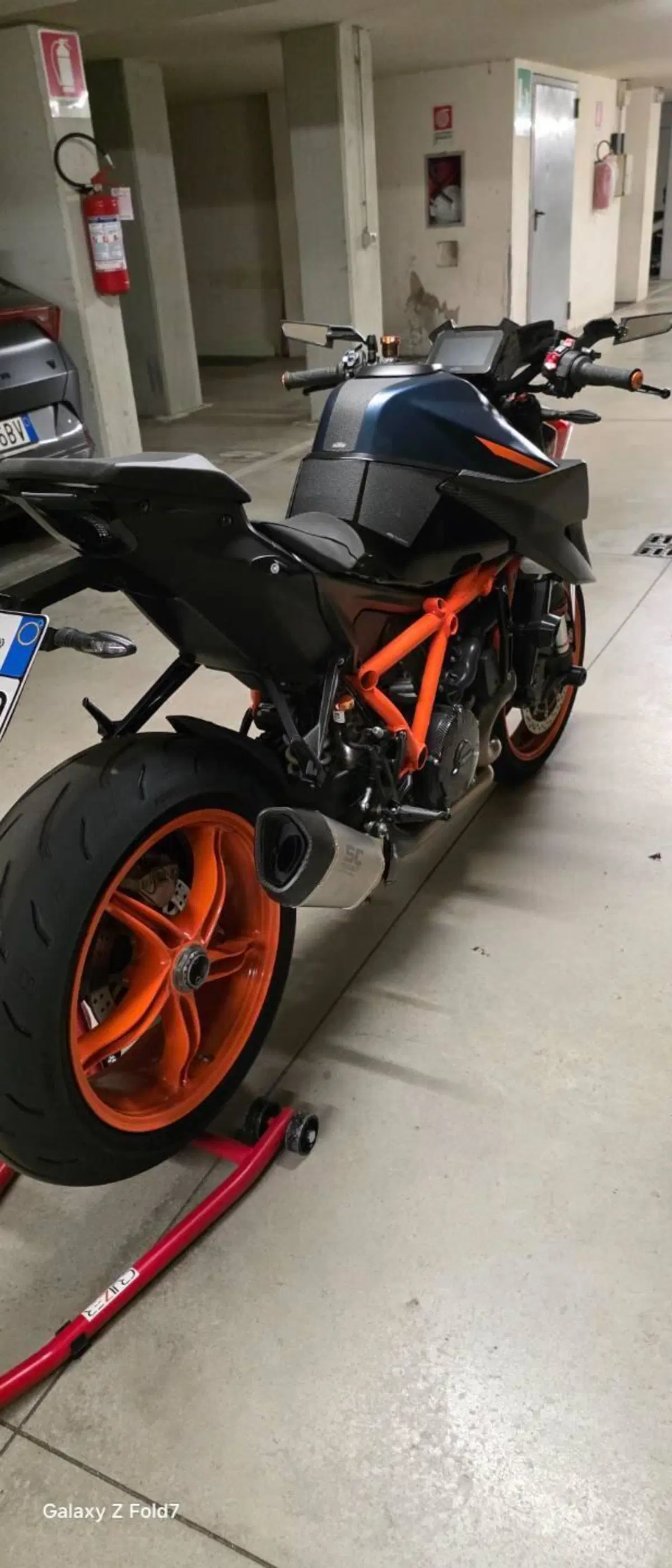 KTM 1290 Super Duke R (2022 - 23) (8)