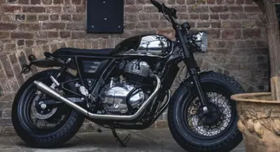 Royal Enfield Interceptor 650 in stile Brat Bobber: dettagli cromati e ruote XL