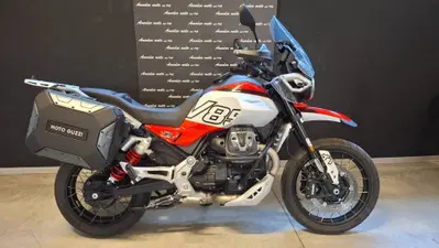 Moto Guzzi V85 TT Travel (2024 - 26) usata