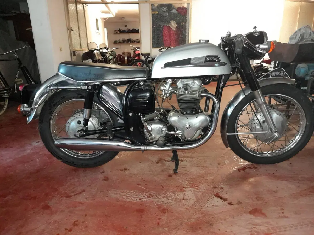 Norton 650 ss