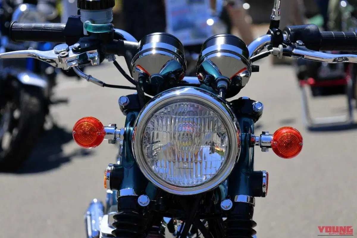 La straordinaria replica in miniatura della Honda CB750 Four nata in Giappone (2)