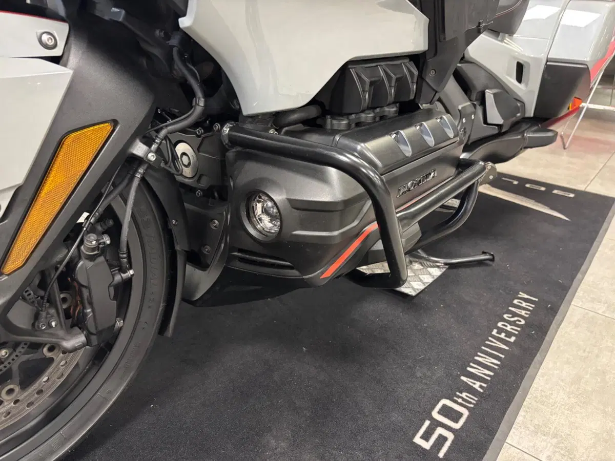 Honda GL 1800 Gold Wing DCT (2021 - 24) (2)