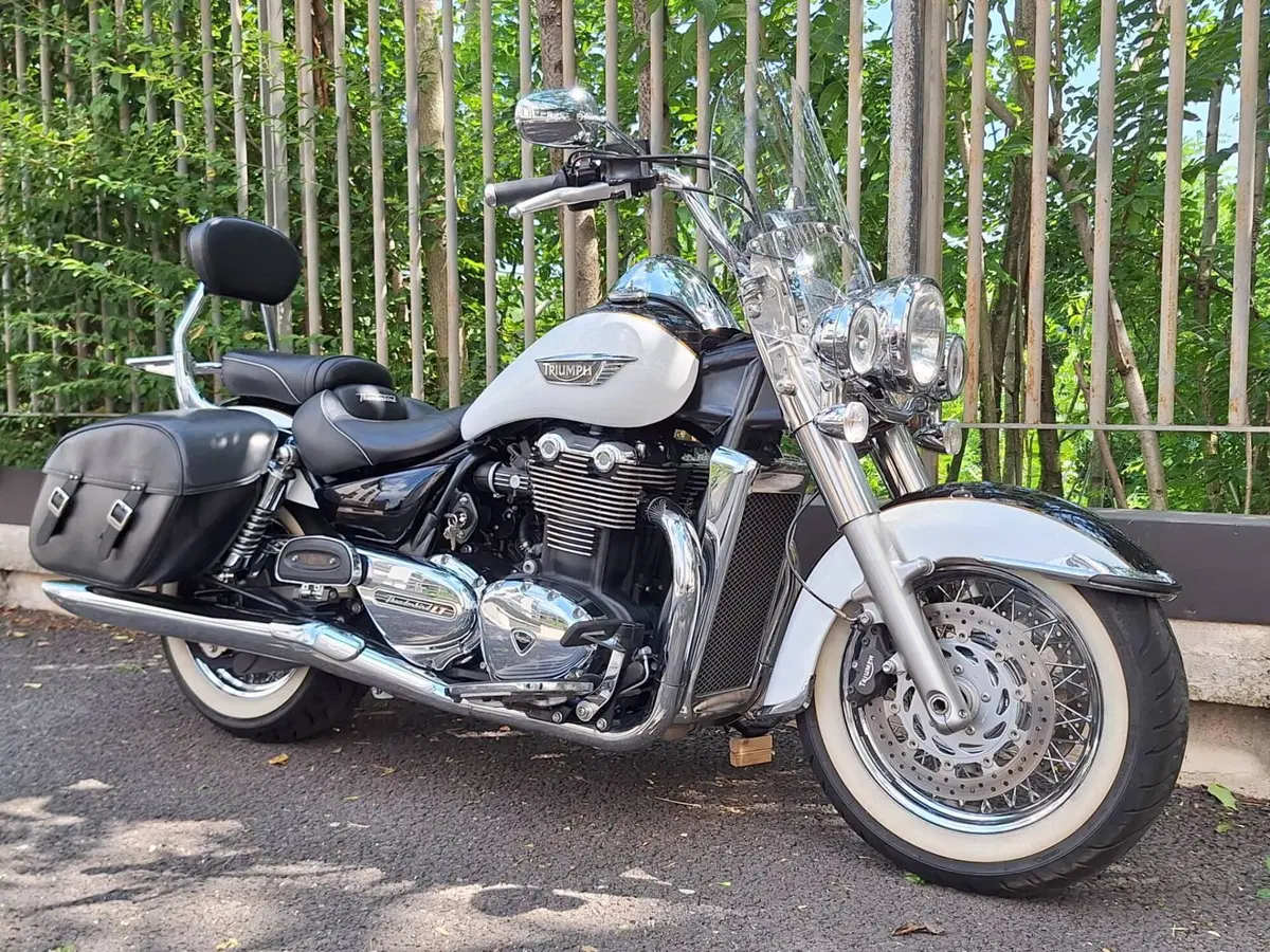 Triumph Thunderbird LT ABS (2014 - 15)