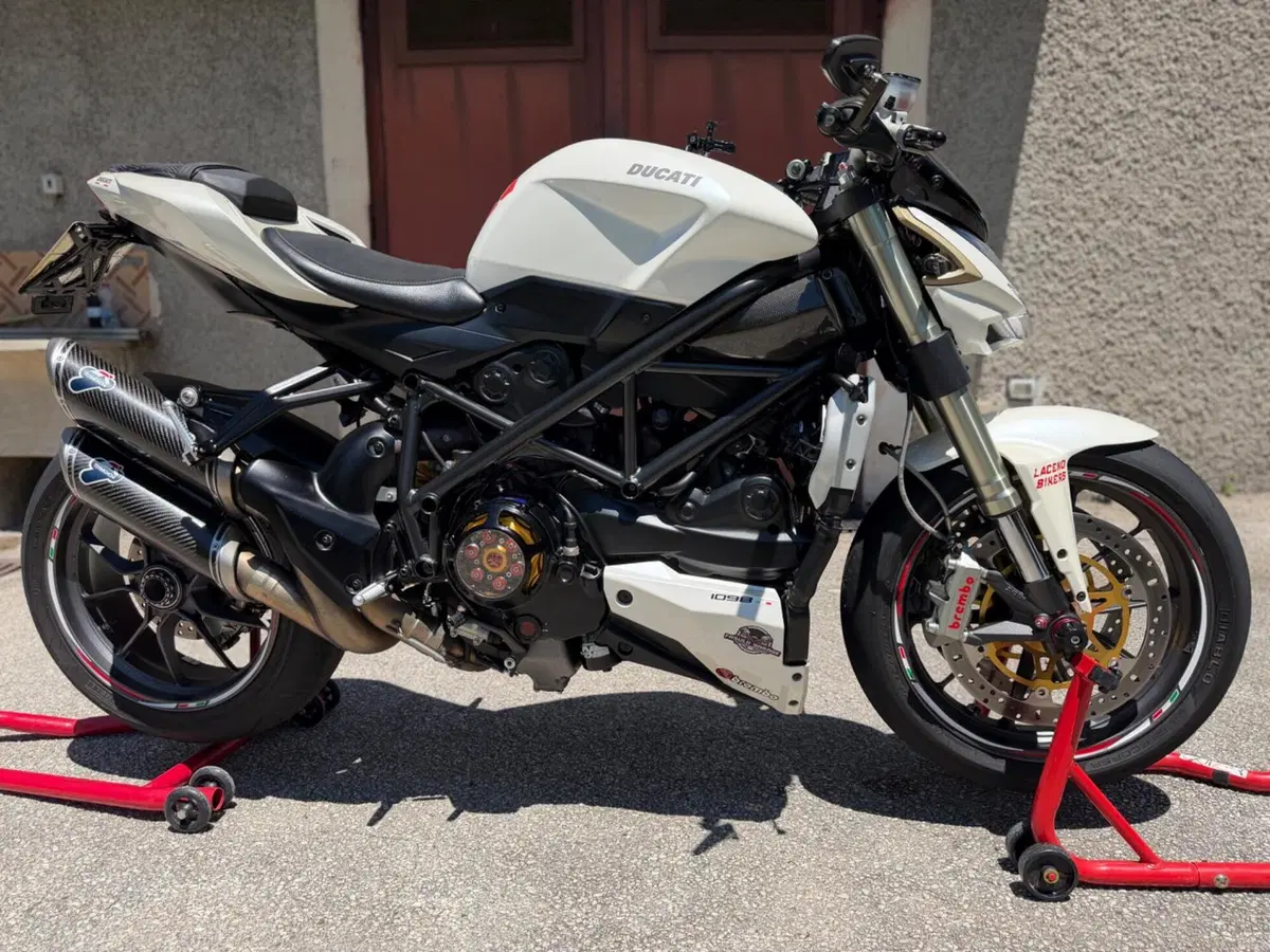 Ducati Streetfighter (2009 - 12) (2)