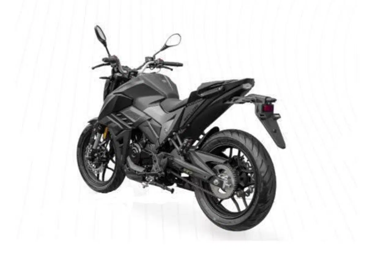 Cyclone Battlo 5S (2025 - 26) (3)