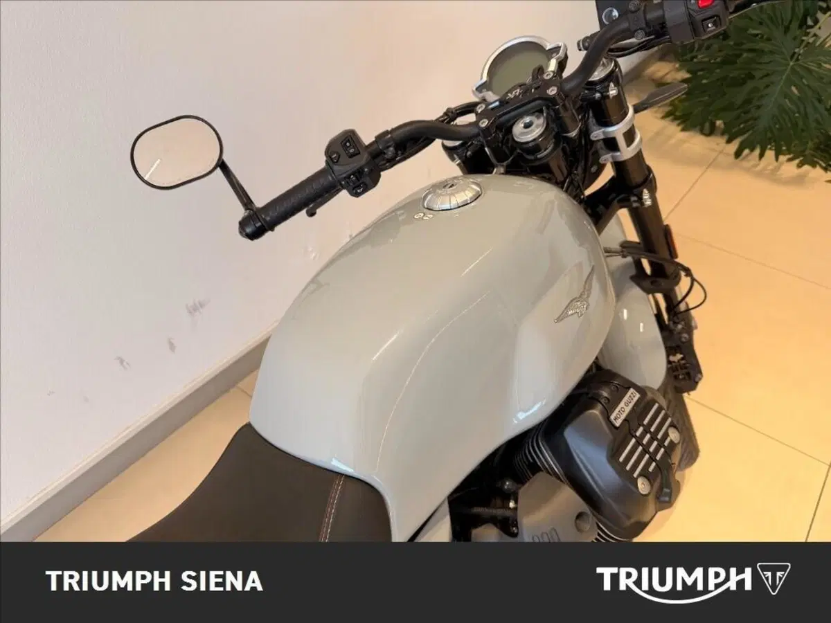 Moto Guzzi V7 Sport (2025 - 26) (8)