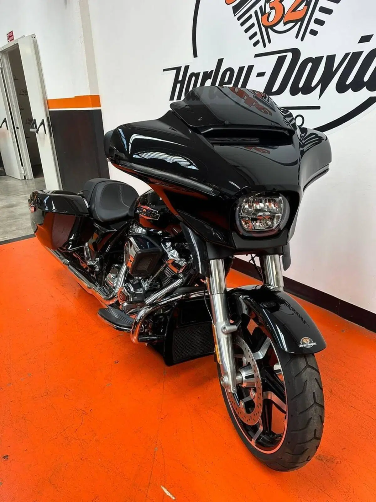 Harley-Davidson Street Glide (2024 - 26) (2)