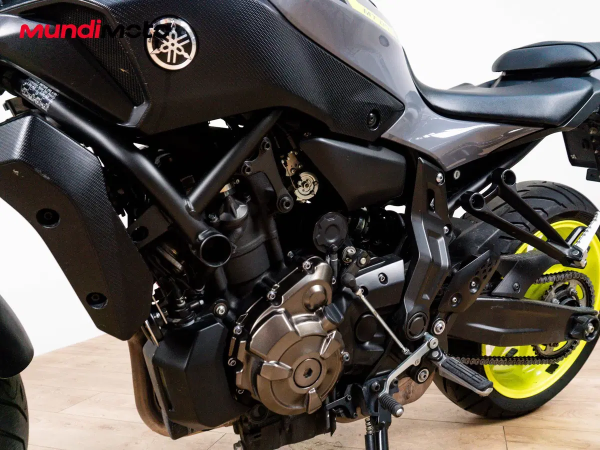 Yamaha MT-07 ABS (2014 - 16) (9)