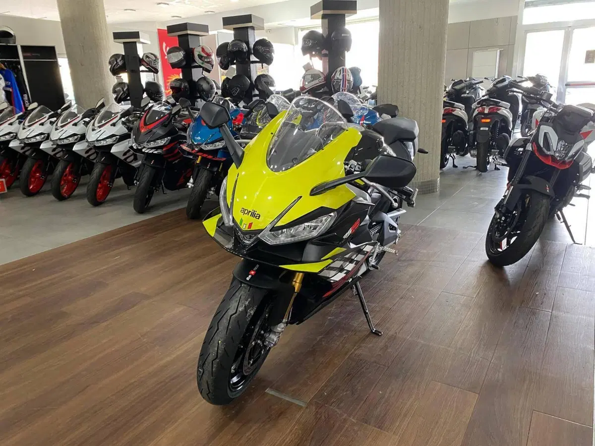Aprilia RS 660 Factory (2025 - 26) (3)