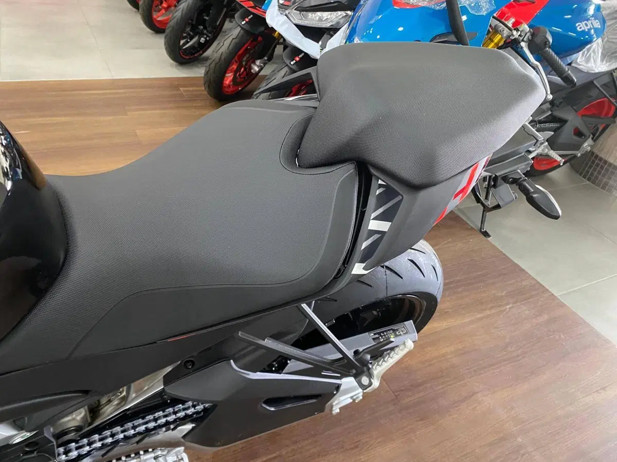 Aprilia RS 660 Factory (2025 - 26) (5)