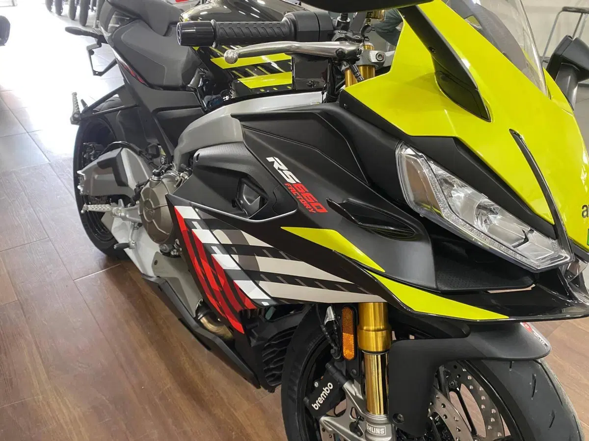 Aprilia RS 660 Factory (2025 - 26) (8)