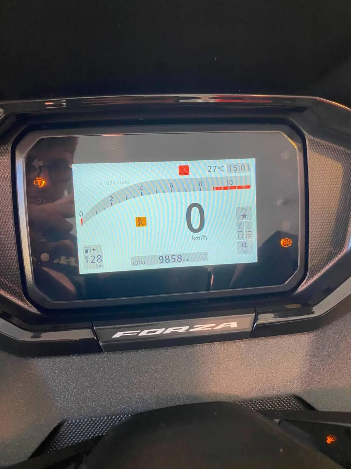 Honda Forza 350 Deluxe (2025 - 26) (8)