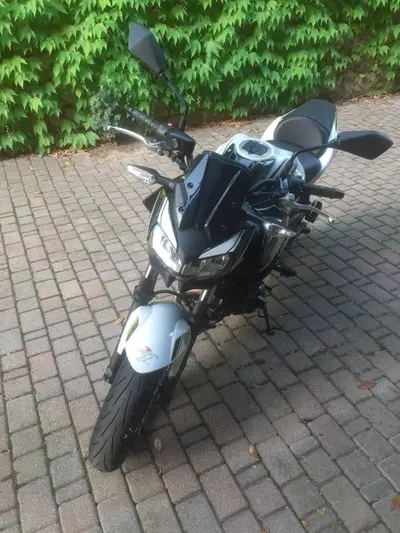 Kawasaki Z 650 (2020) usata