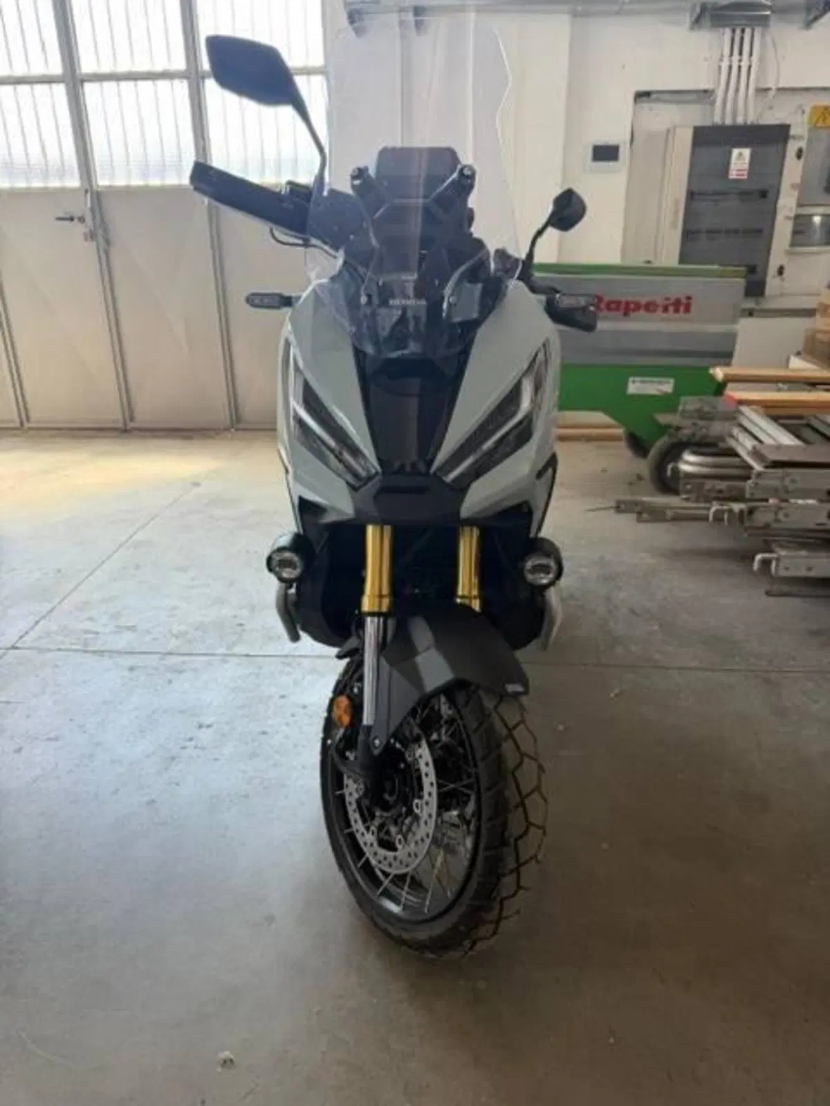 Honda X-ADV 750 DCT Adventure (2021 - 24) (2)