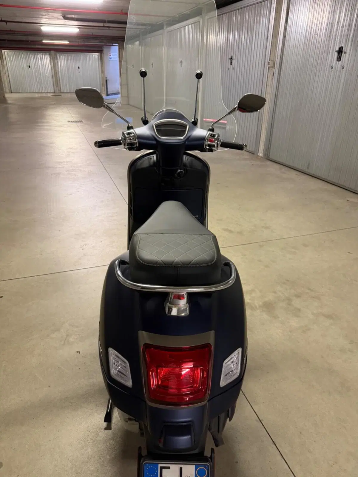 Vespa GTS 300 Super Tech (2023 - 24) (4)