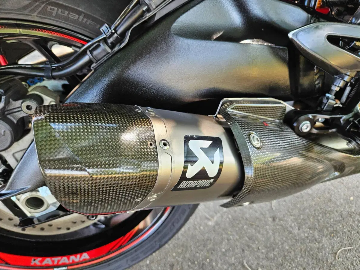 Suzuki Katana 1000 Jindachi (2019 - 20) (10)