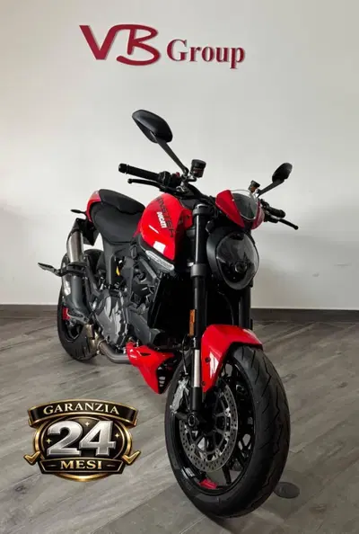 Ducati Monster 937 + (2021 - 25) usata