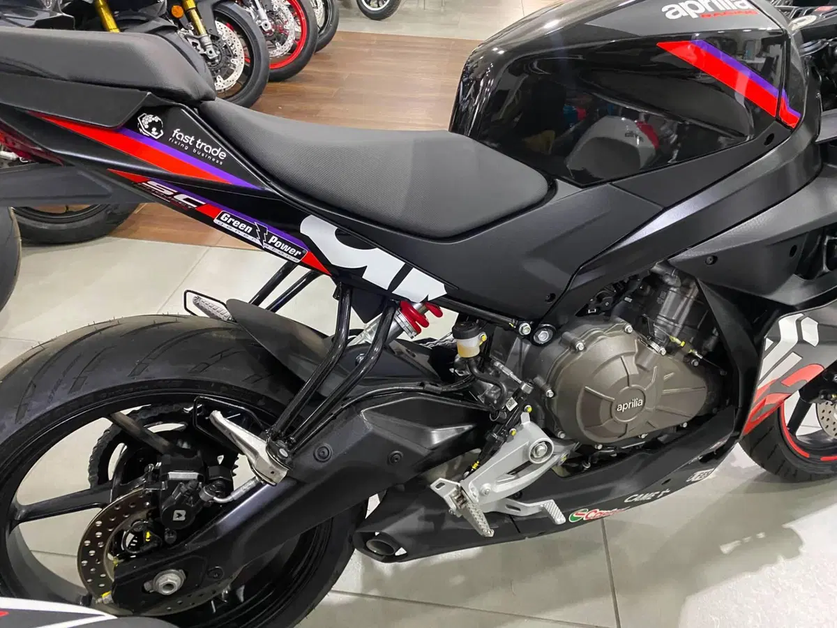 Aprilia RS 457 GP Replica (2026) (7)