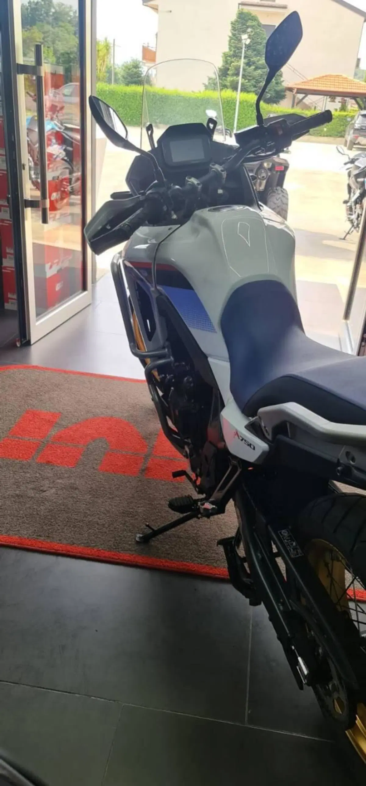 Honda Transalp XL750 (2023 - 24) (10)