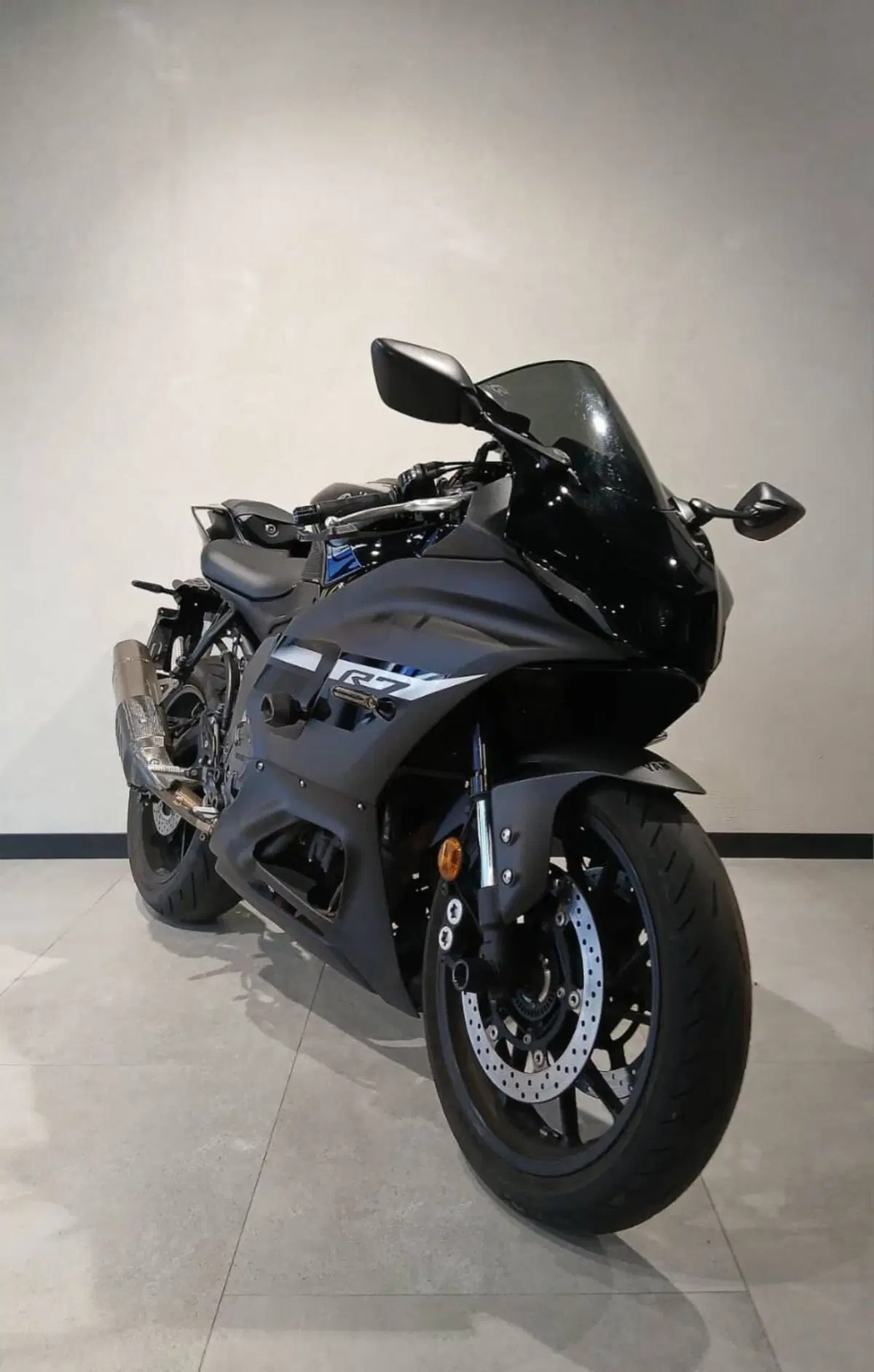Yamaha YZF R7 (2021 - 25) (2)