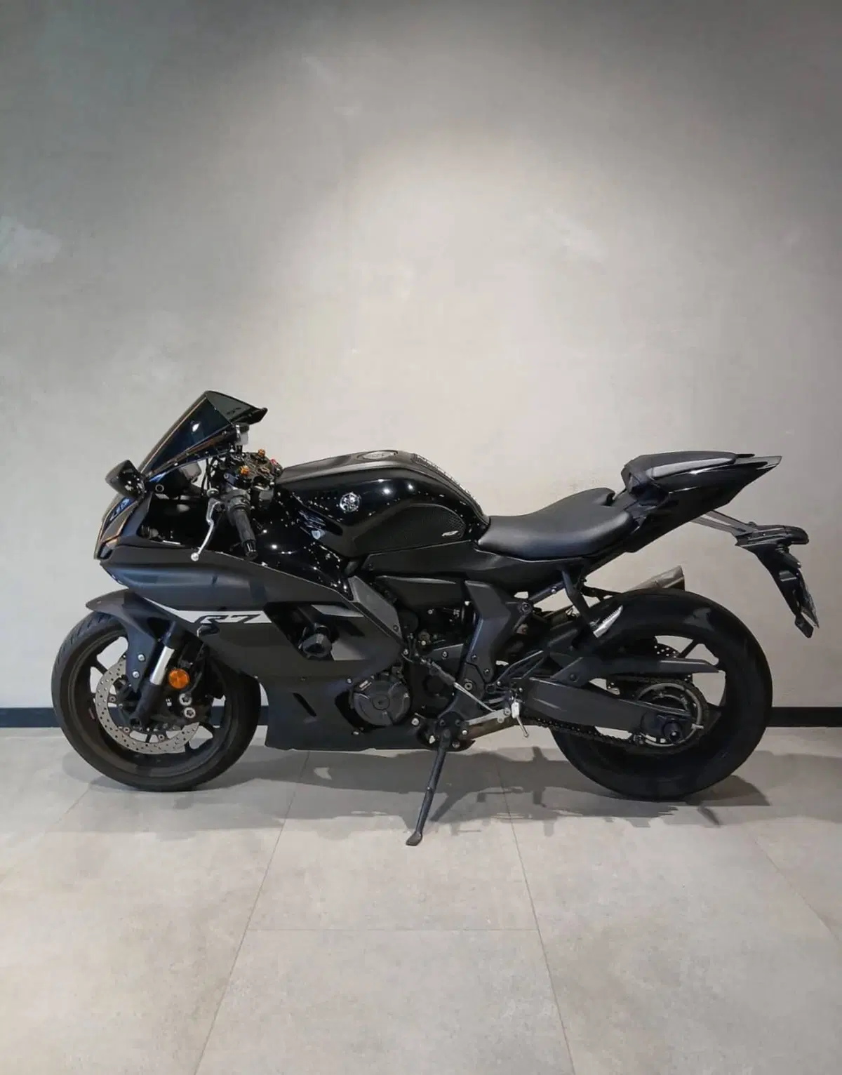Yamaha YZF R7 (2021 - 25) (5)