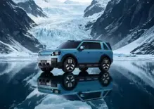 Freelander 8, il nuovo SUV di Jaguar Land Rover si mostra in cinque nuovi colori: ma la vera novità è sotto la carrozzeria