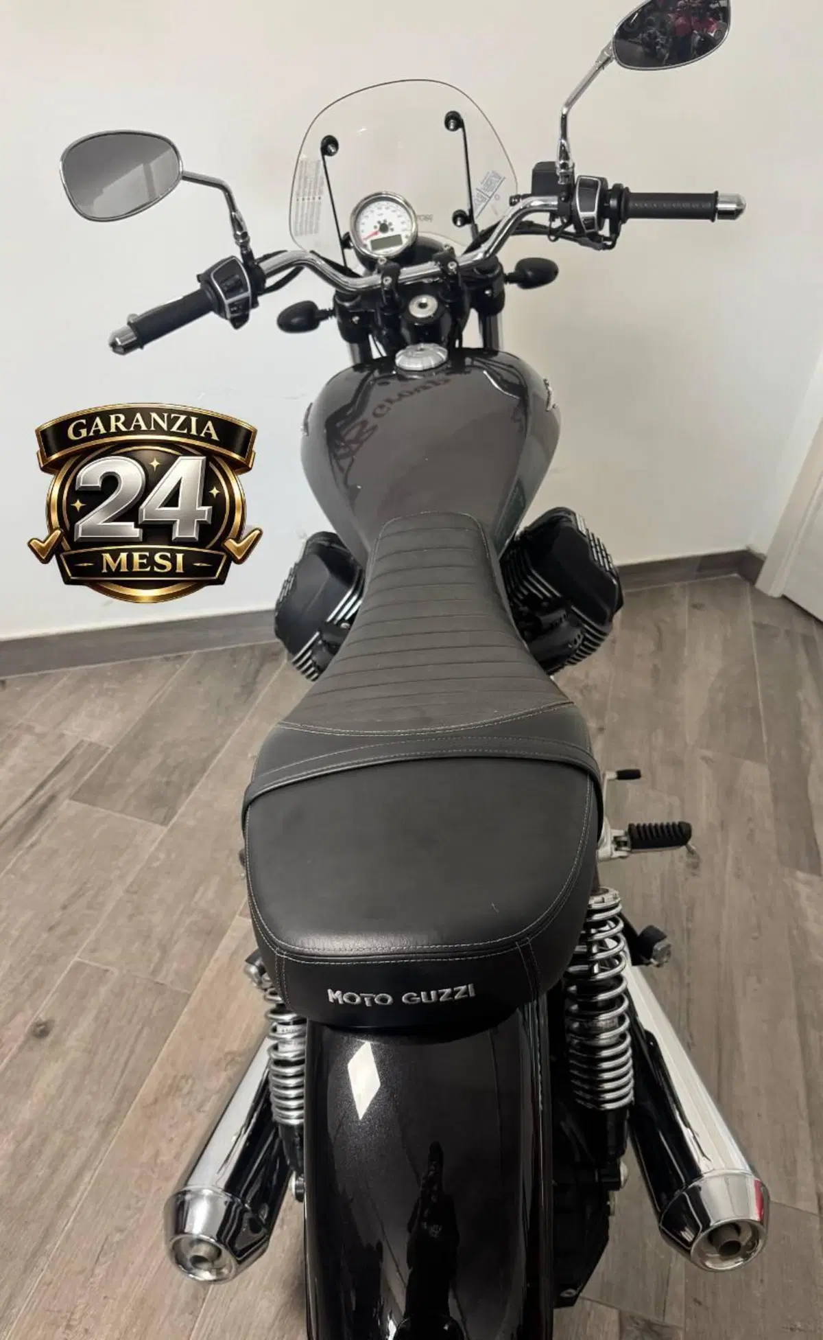 Moto Guzzi V9 Roamer (2018 - 20) (11)