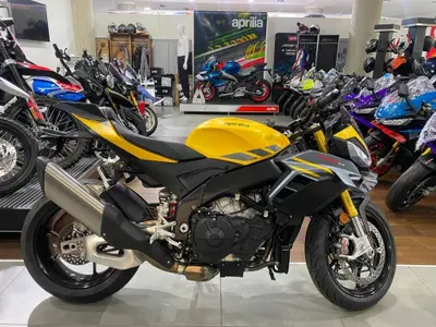 Aprilia Tuono V4 (2025 - 26) usata