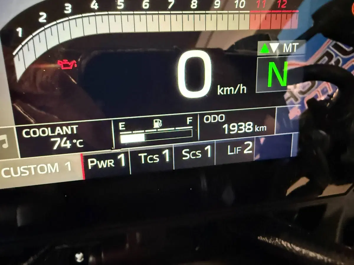 Yamaha MT-09 Y-AMT (2024 - 26) (8)
