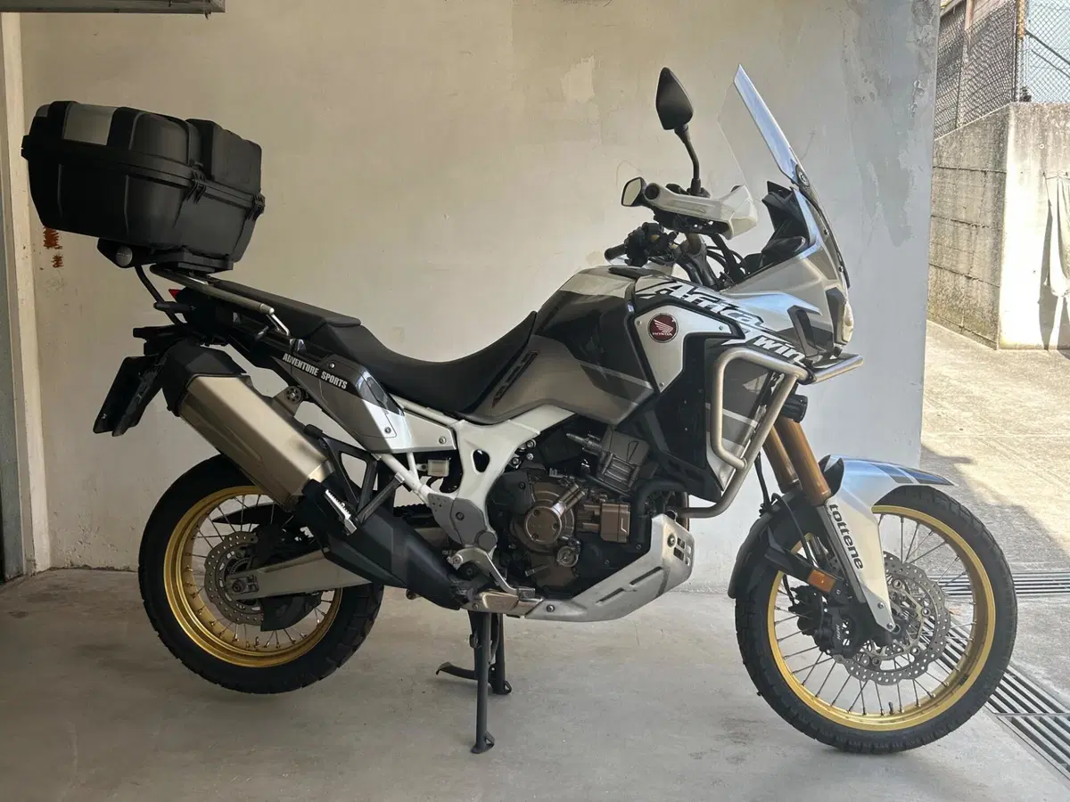 Honda Africa Twin CRF 1000L Adventure Sports DCT (2018 - 19) (12)