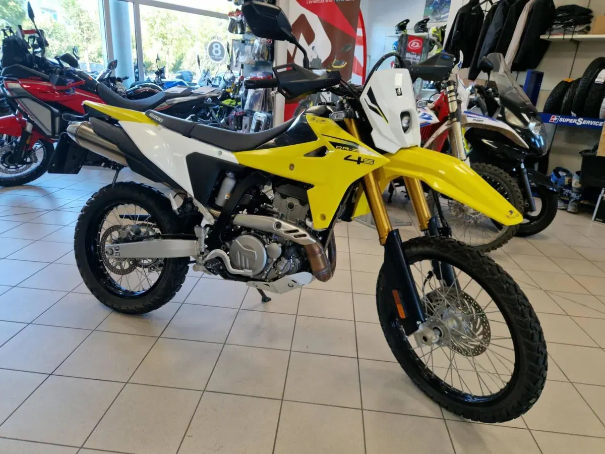 Suzuki DR-Z4S (2025 - 26) (2)