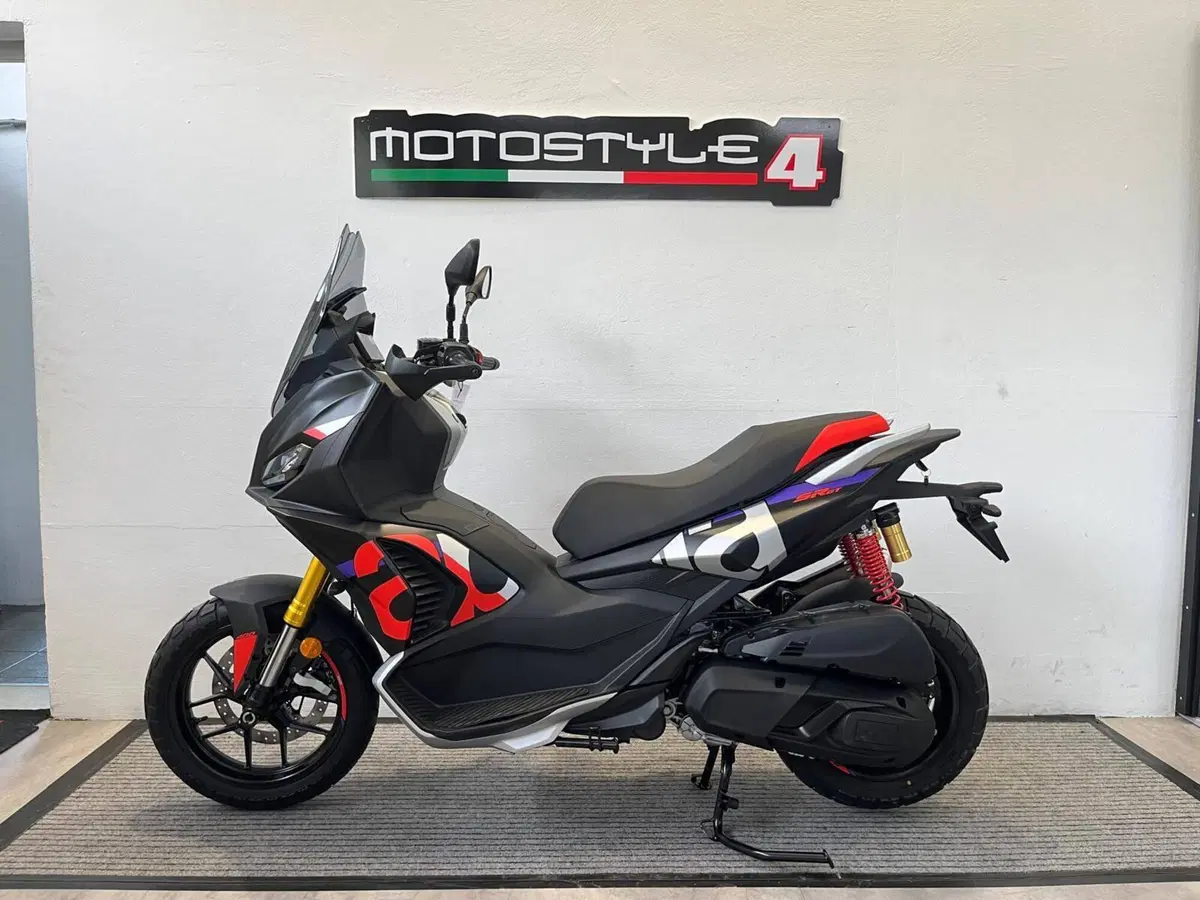 Aprilia SR GT 400 Rally Replica (2026) (2)