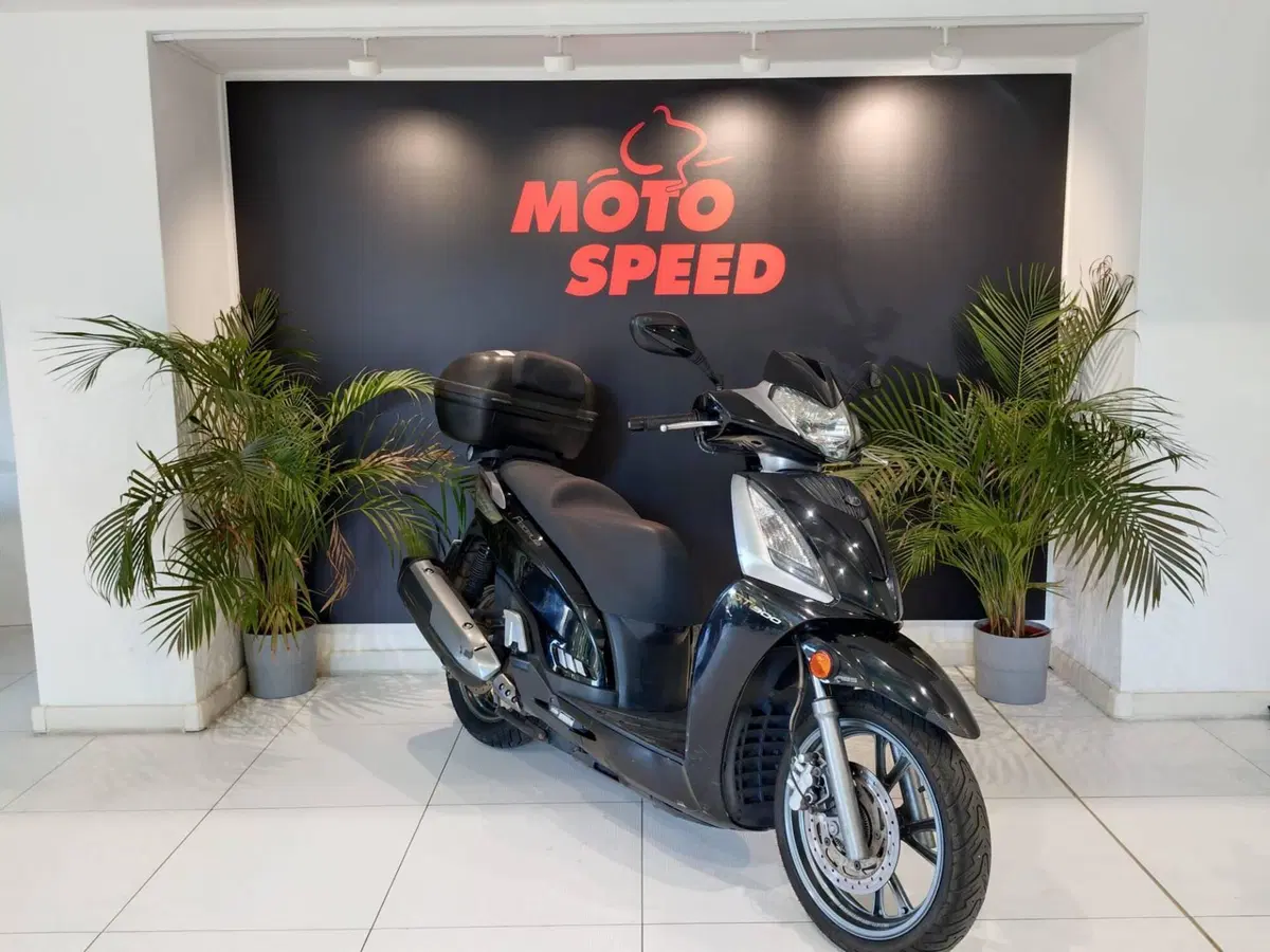 Kymco People 300i GT ABS (2016 - 20) (2)