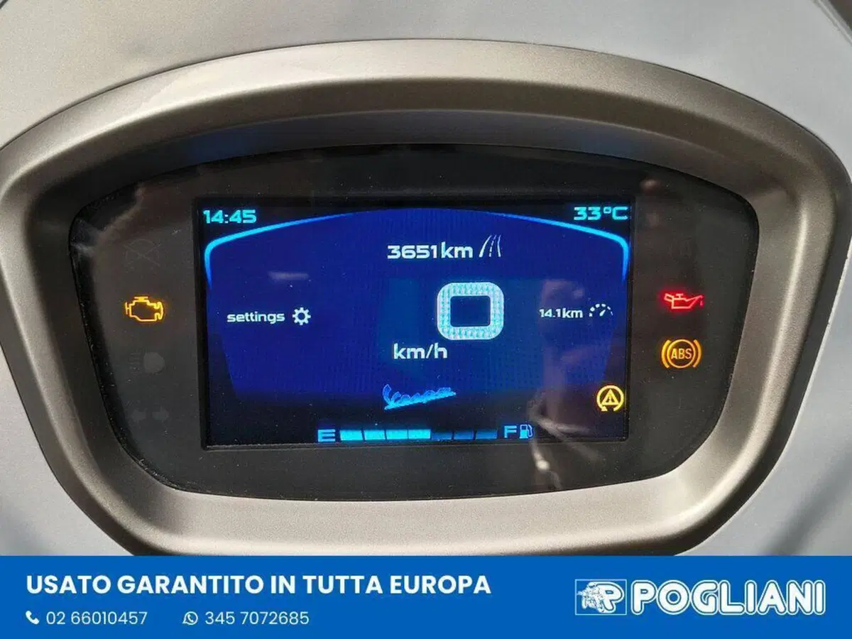Vespa GTS 300 Super Tech (2023 - 24) (6)