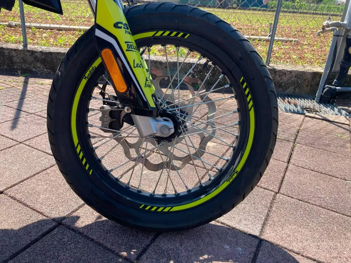 FB Mondial SMX 125 Motard (2021 - 24) (7)