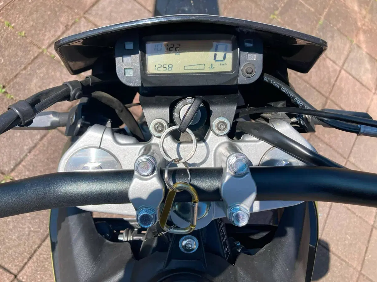 FB Mondial SMX 125 Motard (2021 - 24) (5)