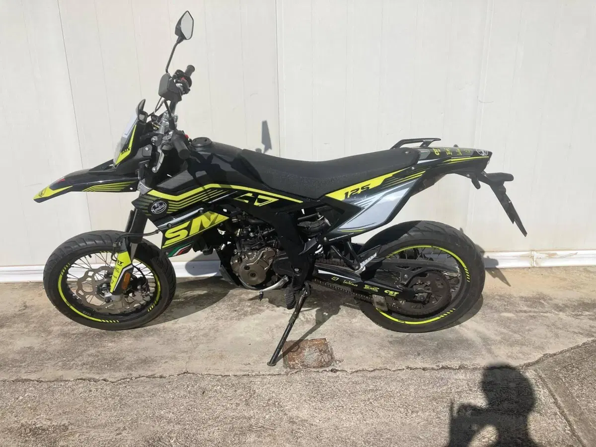 FB Mondial SMX 125 Motard (2021 - 24) (2)