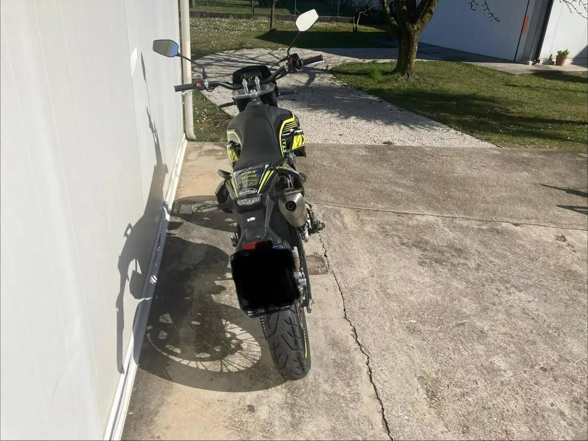FB Mondial SMX 125 Motard (2021 - 24) (4)