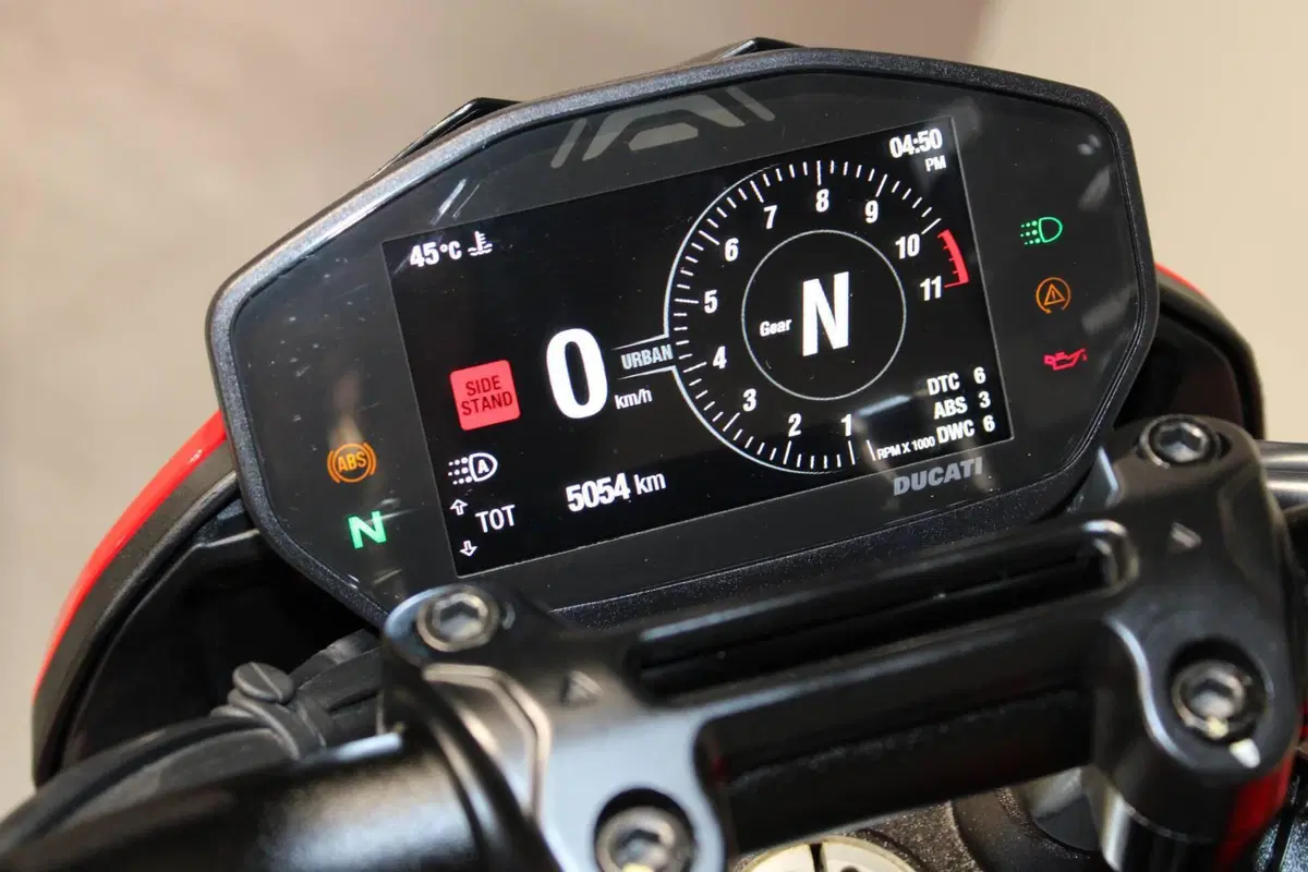 Ducati Hypermotard 950 (2022 - 25) (6)