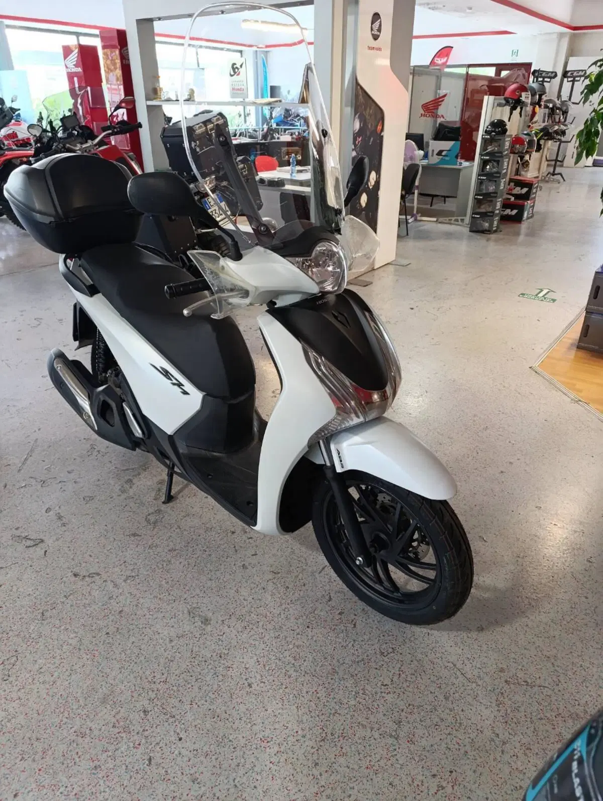 Honda SH 125 i ABS (2013 - 17) (3)