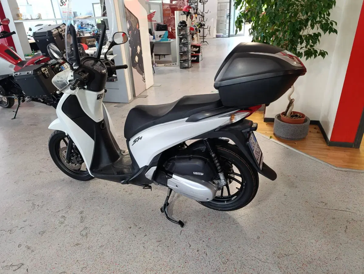 Honda SH 125 i ABS (2013 - 17) (5)