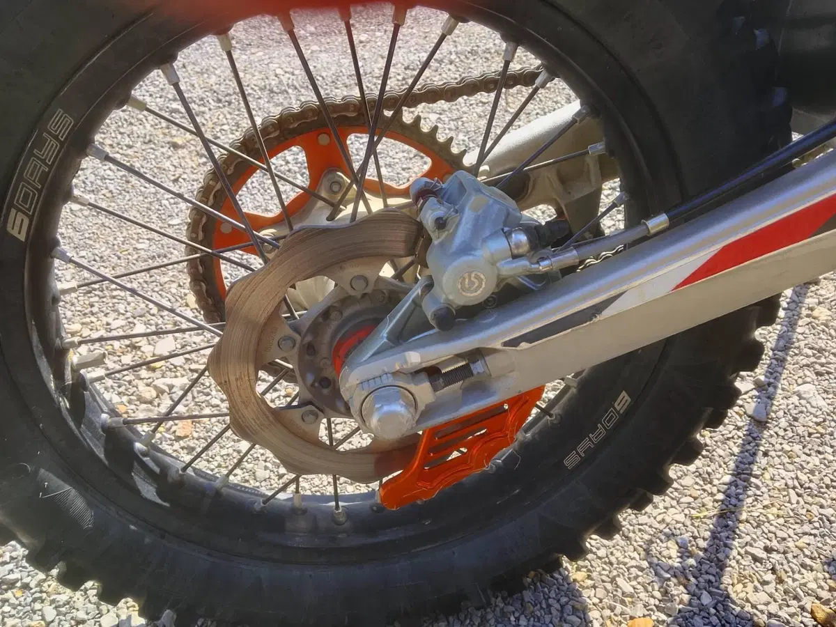 KTM 250 EXC TPI Six Days (2023) (7)