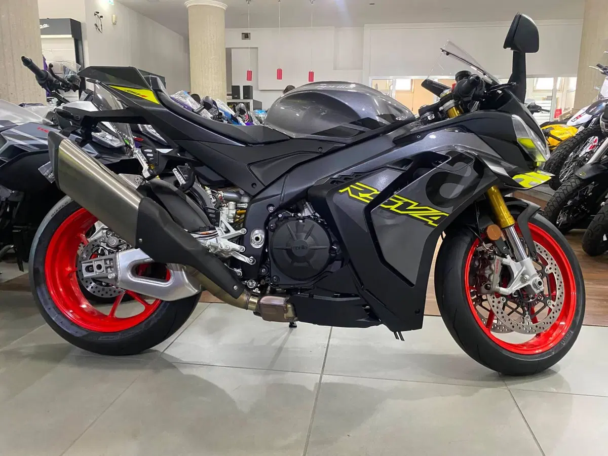 Aprilia RSV4 1100 (2025 - 26) (2)